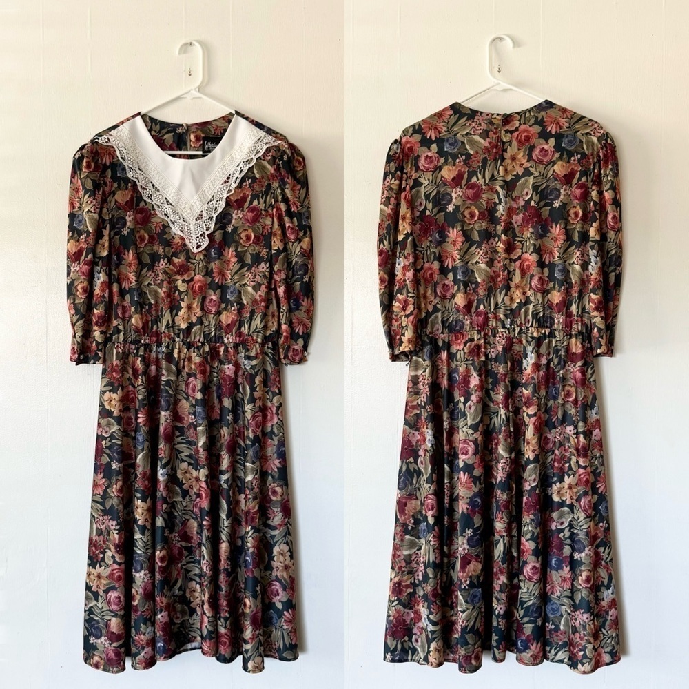 Vintage Whirlaway Frocks Modest Floral Prairie Dress